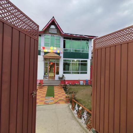 Hotel New Heaven Canal Srīnagar 外观 照片