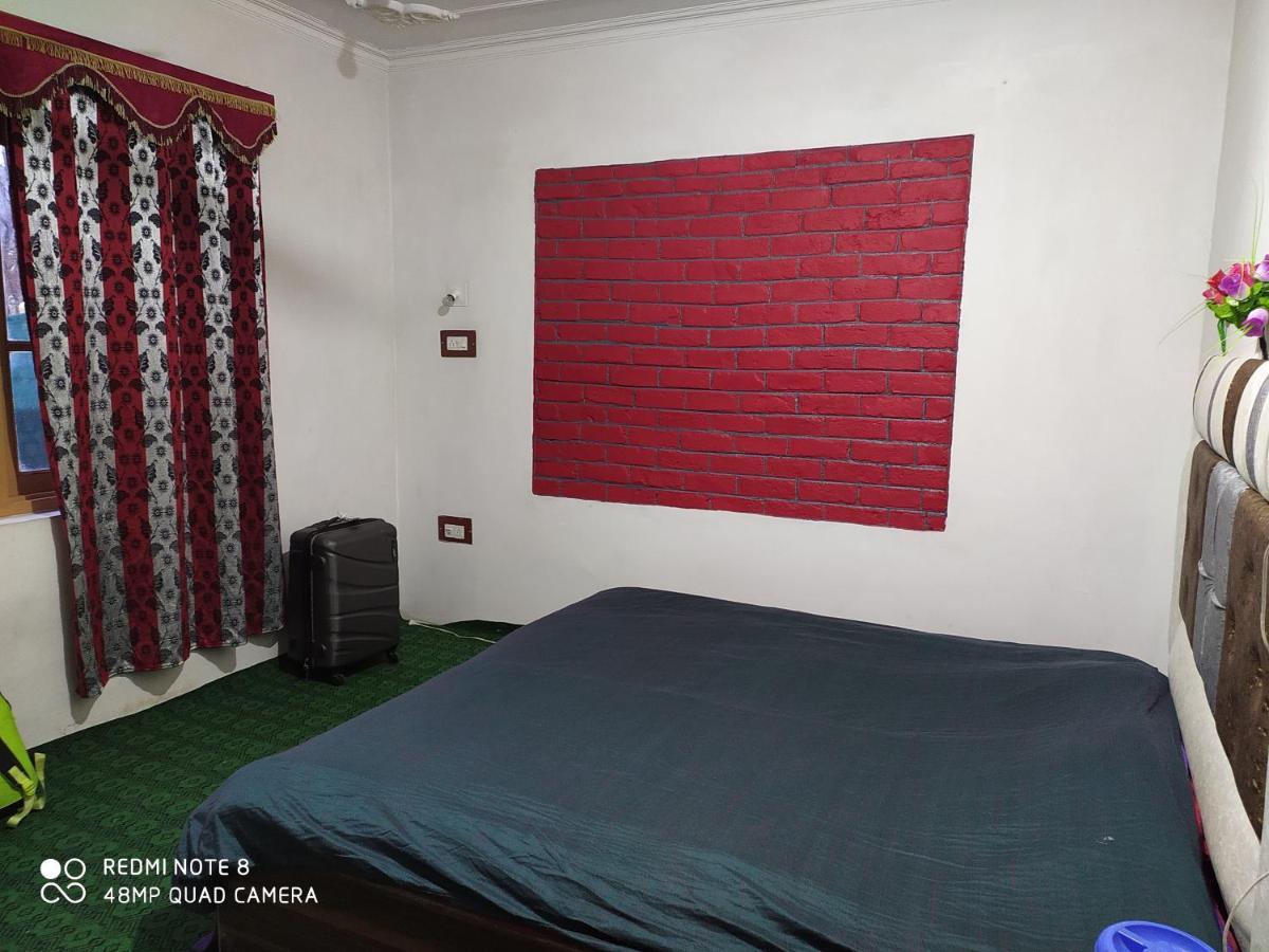 Hotel New Heaven Canal Srīnagar 外观 照片