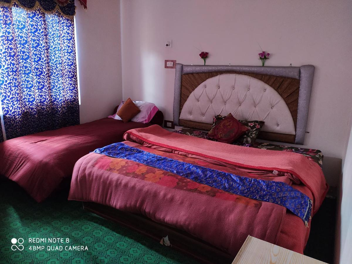 Hotel New Heaven Canal Srīnagar 外观 照片