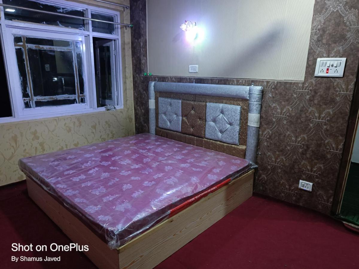 Hotel New Heaven Canal Srīnagar 外观 照片