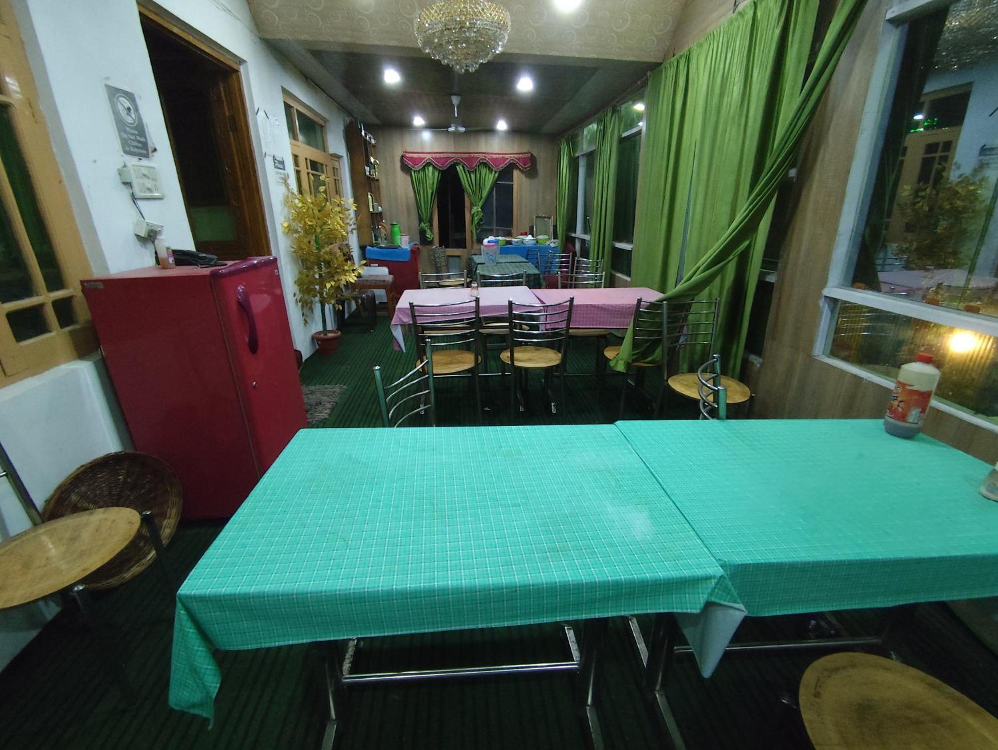Hotel New Heaven Canal Srīnagar 外观 照片